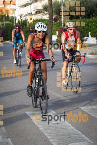 Esportfoto Fotos de Tri Series - Vilanova i la Geltrú 1444651871_0664.jpg Foto: RawSport