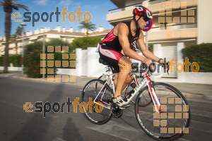 Esportfoto Fotos de Tri Series - Vilanova i la Geltrú 1444653662_0544.jpg Foto: RawSport
